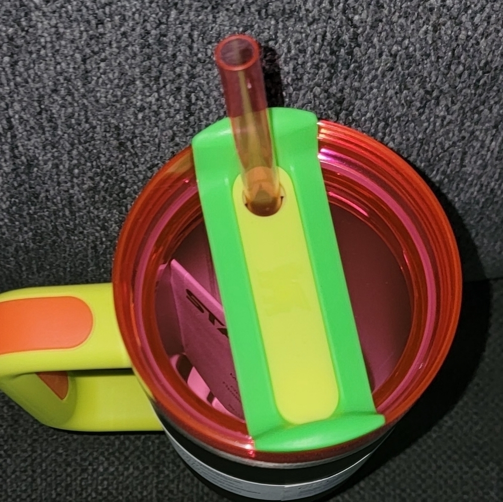 BLACK NEON 30OZ STANLEY QUENCHER - Picture 3 of 5